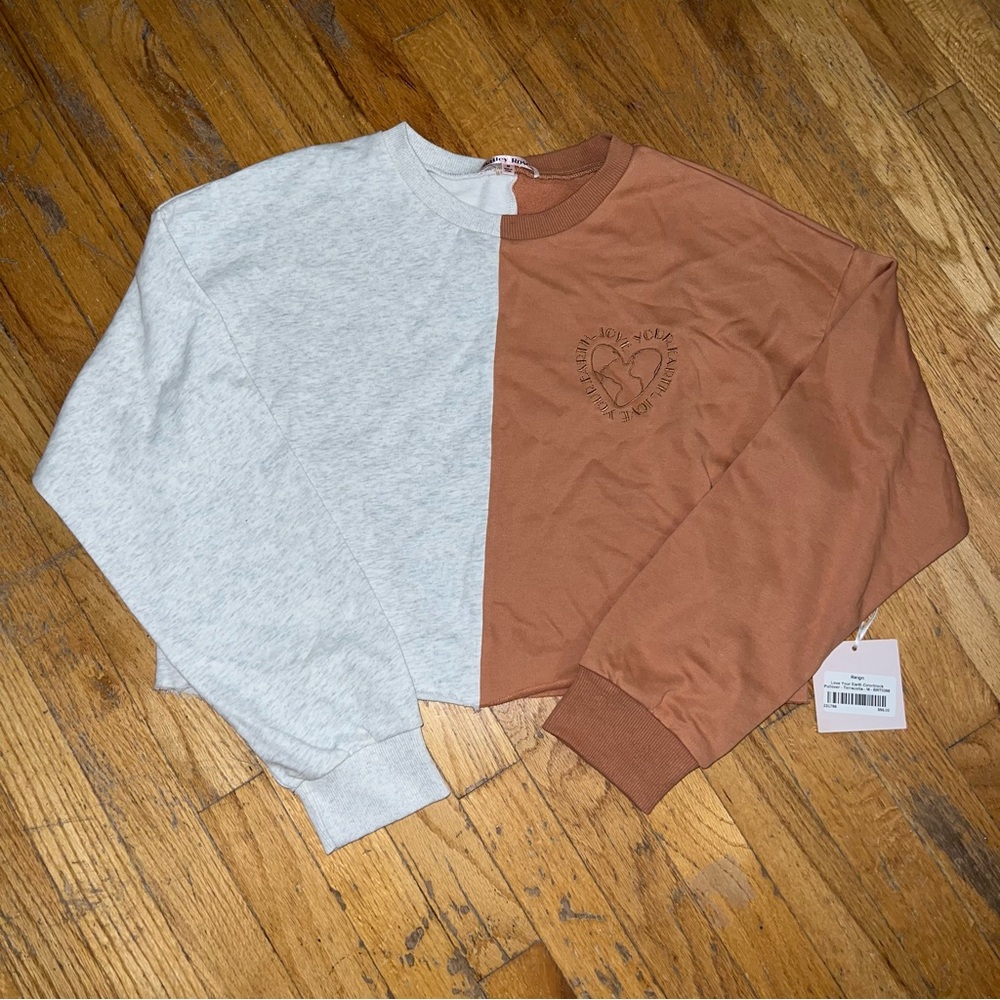 Split Hem crew Neck